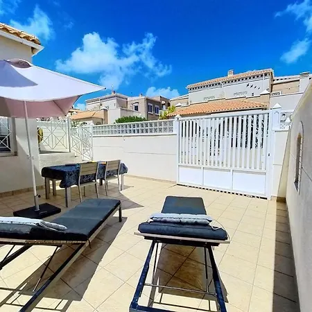 3 Bed Quad House Altos De La Bahia * 托雷维耶哈