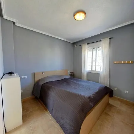 3 Bed Quad House Altos De La Bahia Торевьиа