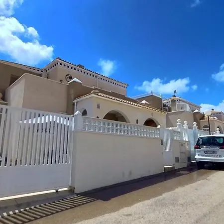 3 Bed Quad House Altos De La Bahia Torrevieja